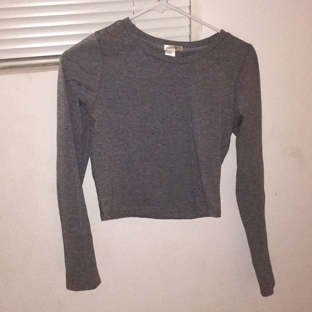 Long sleeve crop top